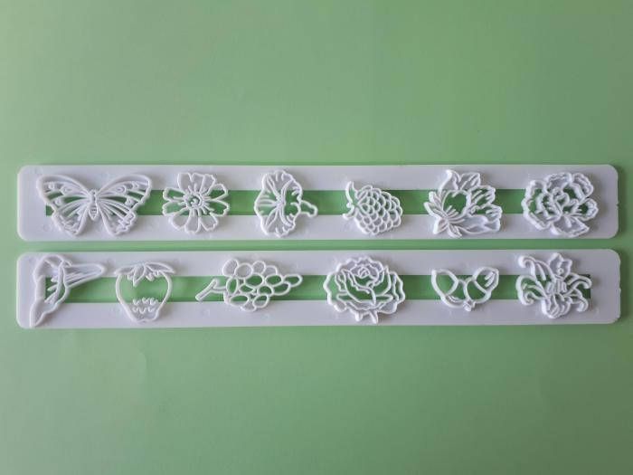 Вирубка кондитерська для мастики оборки тіста та торта пластикова 2 штуки Каттер для кондитера 24 cm