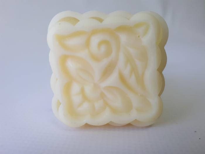 Плунжер кондитерський для печива та мастики пластикова Квітка 4*4 cm