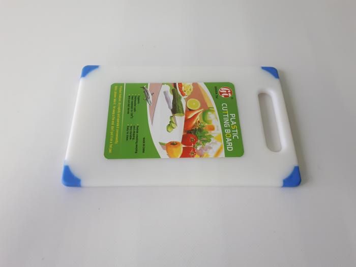 Дошка обробна пластмасова 25*15,5 см, t=1 cm.