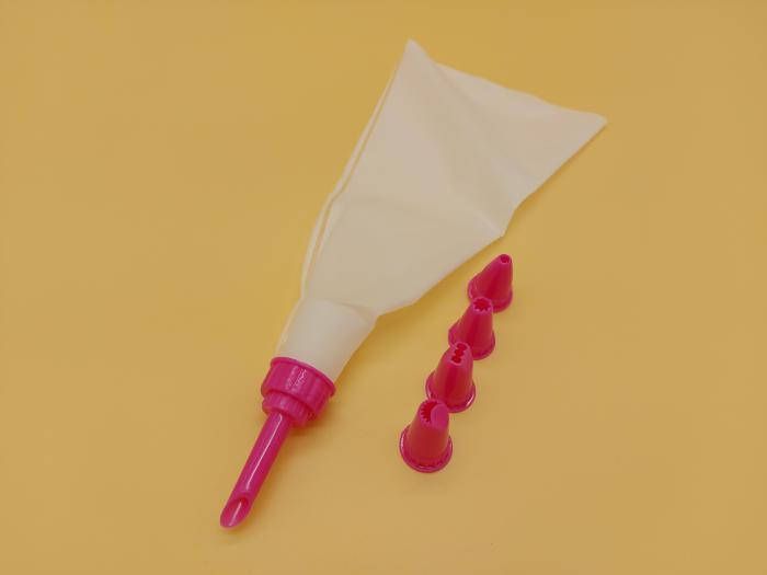 Мішок кондитерський силіконовий багаторазовий для крему з пластмасовими насадками 5 штук L 26 cm W 14 cm